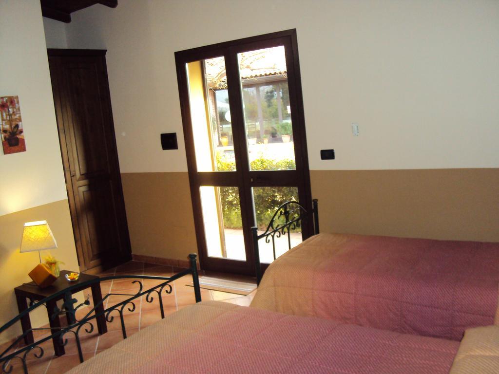 Agriturismo Il Pozzo Antico Mascali Eksteriør bilde