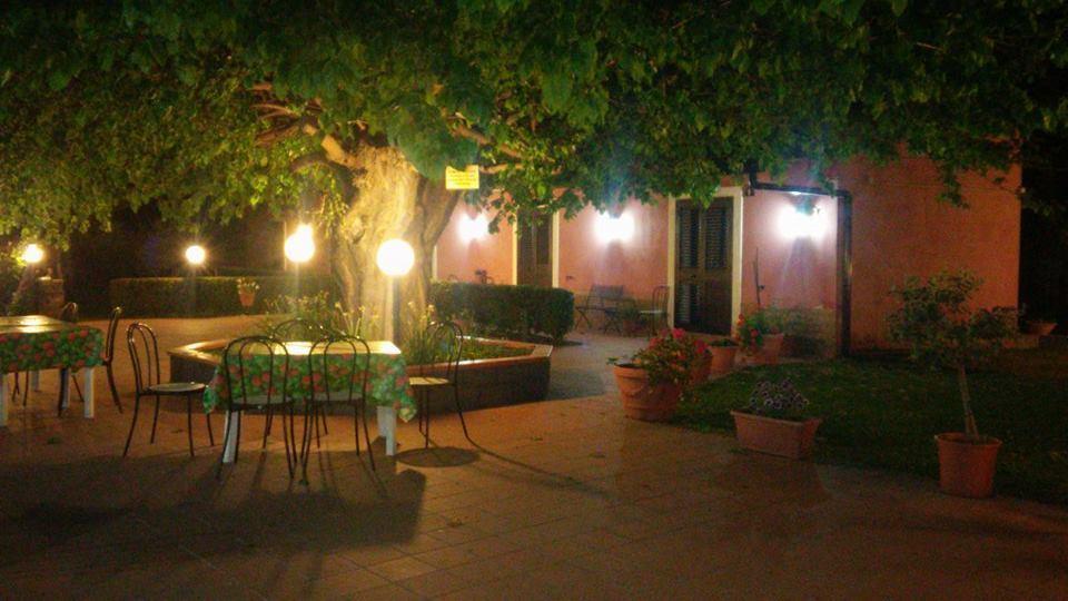 Agriturismo Il Pozzo Antico Mascali Eksteriør bilde