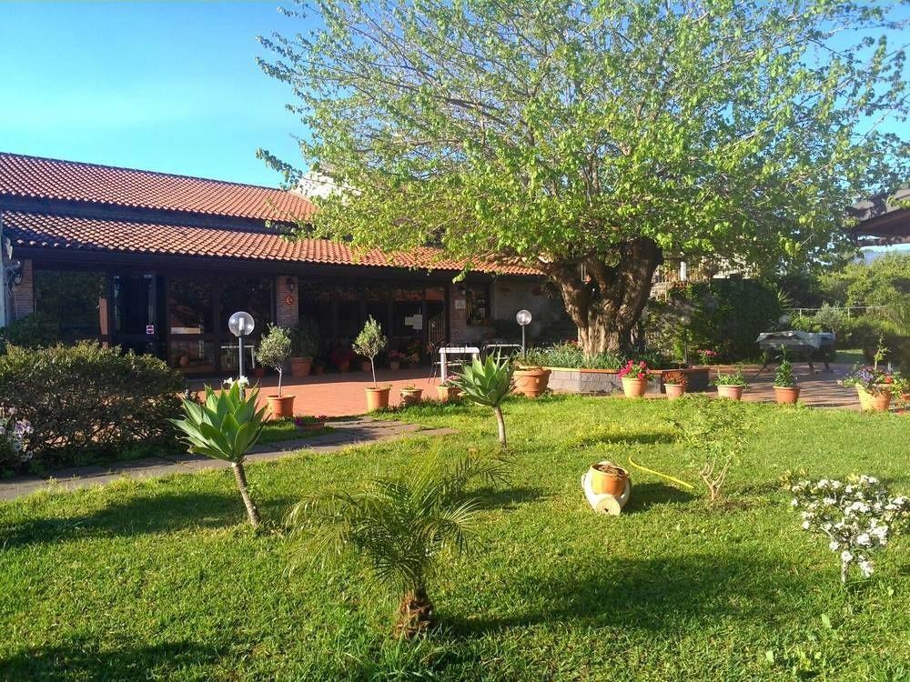 Agriturismo Il Pozzo Antico Mascali Eksteriør bilde