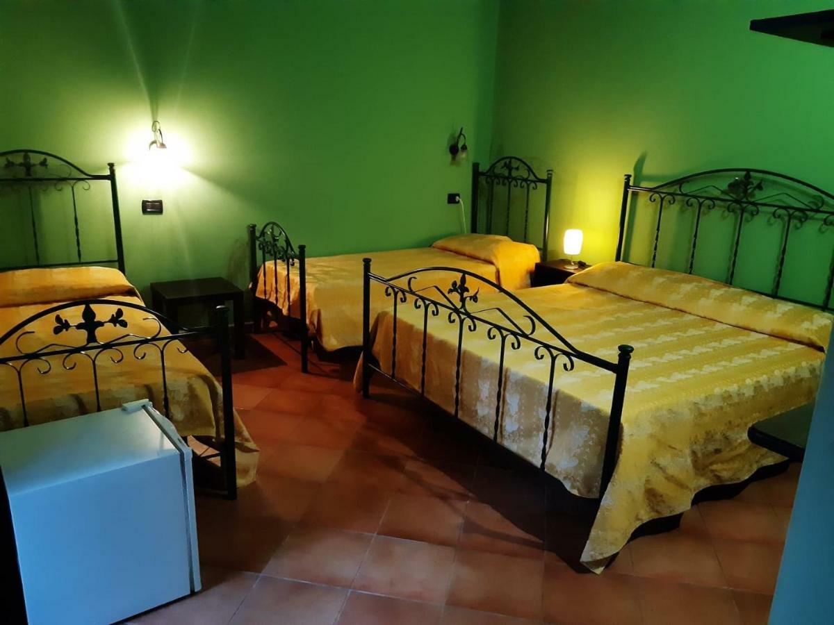 Agriturismo Il Pozzo Antico Mascali Eksteriør bilde